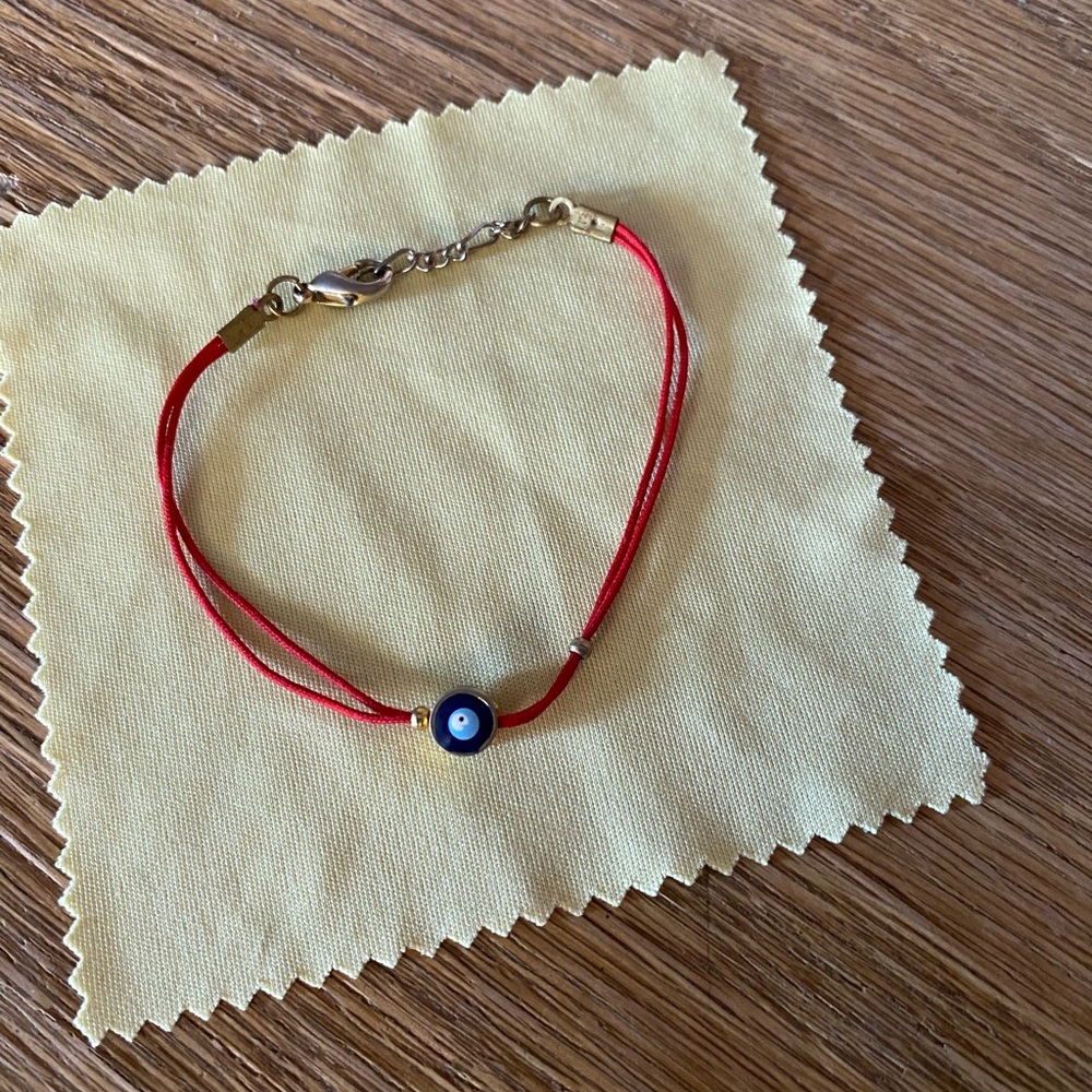 Red String Bracelet with Blue Evil Eye Charm
